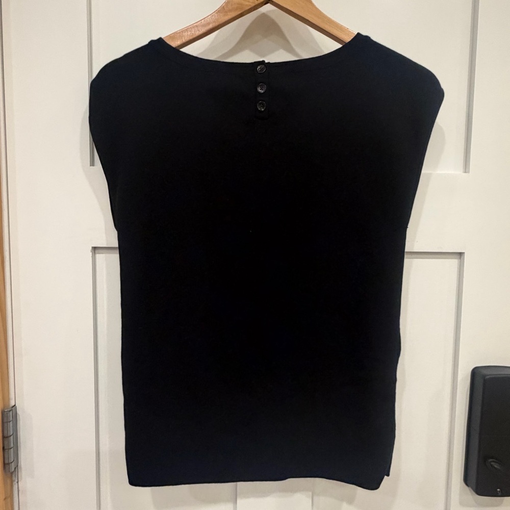Talbots medium knit shell Black sweater capped sleeve tank top business casual - Picture 3 of 12